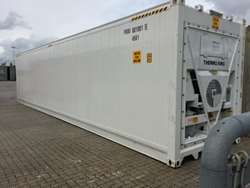 Containertyper, skibscontainer i størrelsen 40 fod. Denne køle/fryse container, såkaldt reefercontainer, kan holde gods koldt ved stabil temperatur.