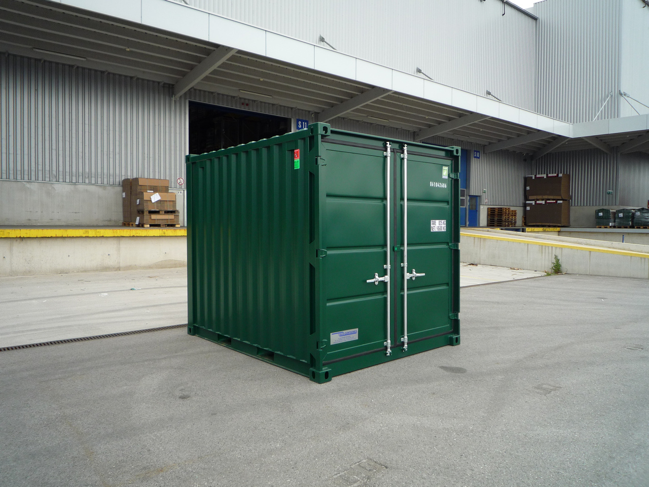 Grøn 10 fods lagercontainer fra Containex, RAL 6005.